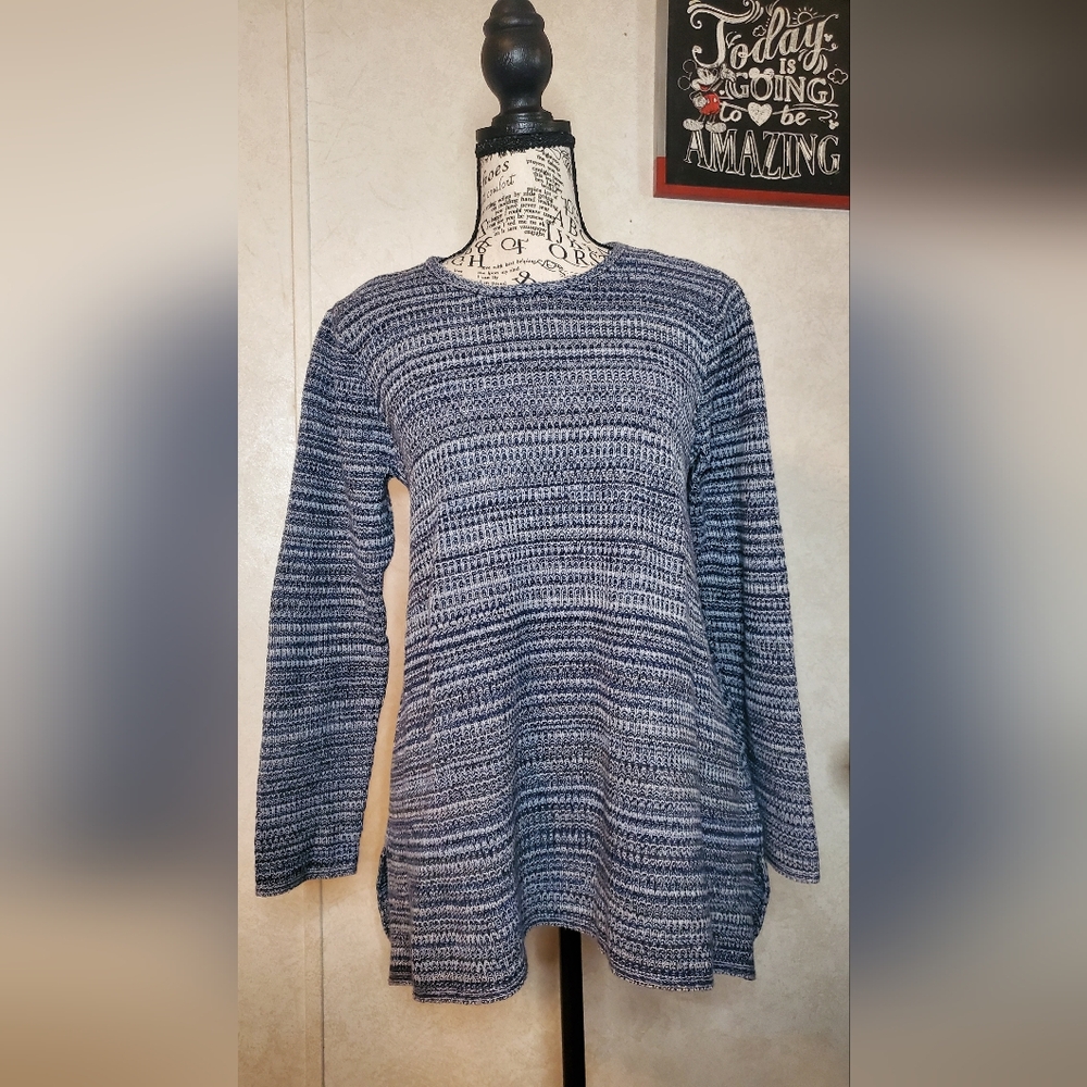 Eight Eight Eight Women's Blue Knit Long Sleeve Top Size:L